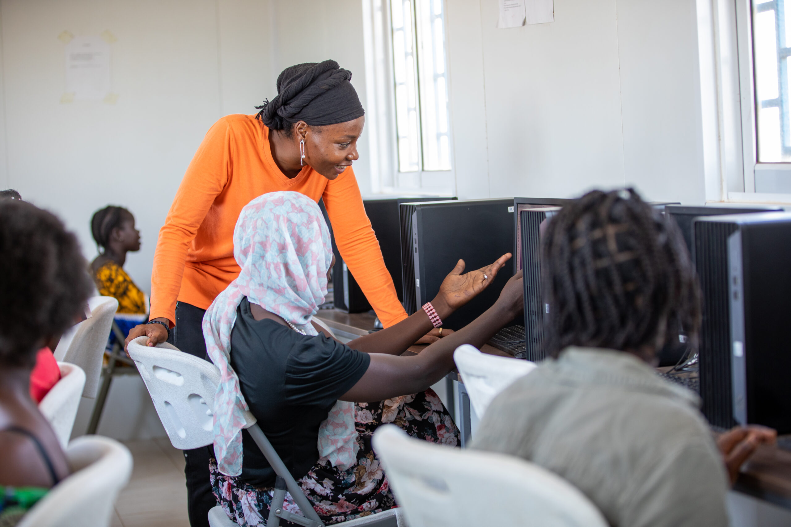 Solidarity Initiative for Refugees provides ICT training for women in Kakuma refugee camp, Kenya. Credit: UNHCR/Charity Nzomo